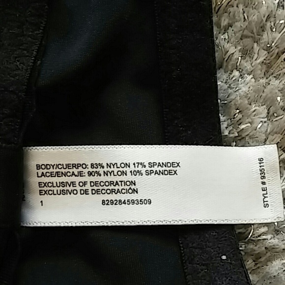 Sofia Vergara Laced Strap Bra - Picture 7 of 8